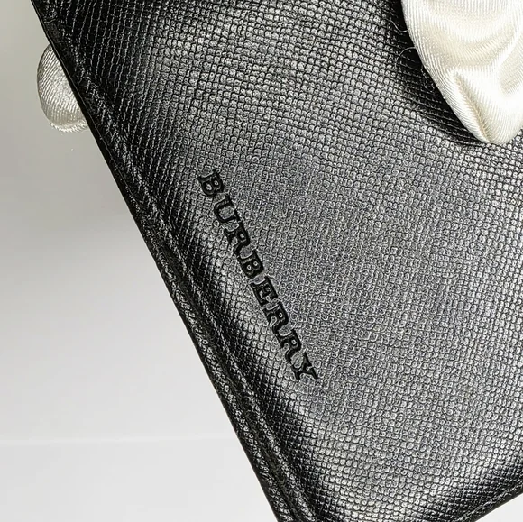 Burberry Black Leather Card Holder - Picture 2 of 9